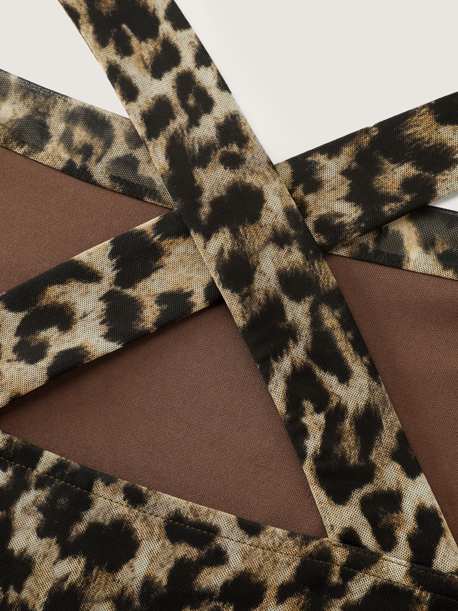 Leopard Print Cowl Neckline Fitted Tank Top - Image 7