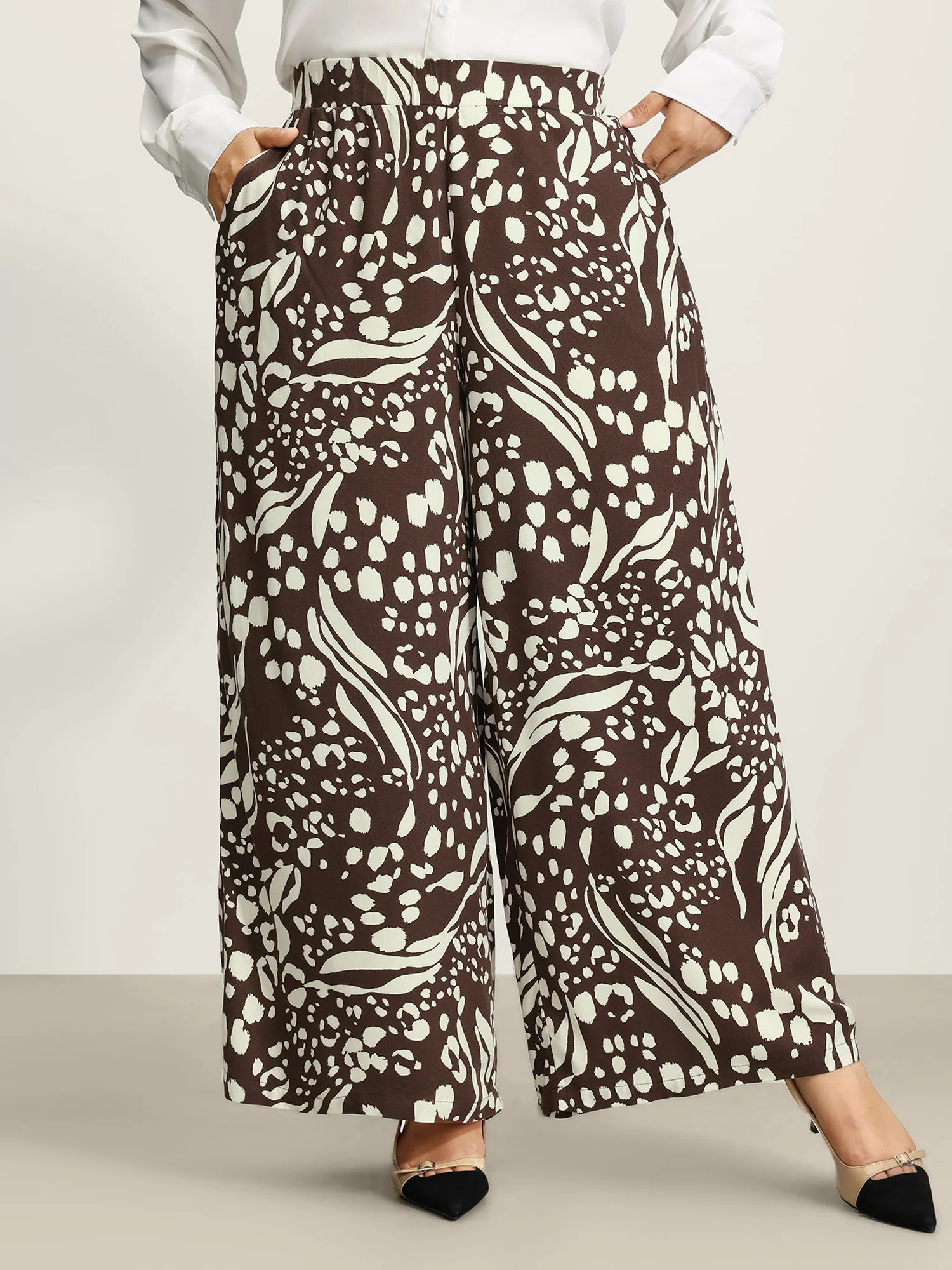 Leopard Print Elastic Waist Wide Leg Pants - Image 2