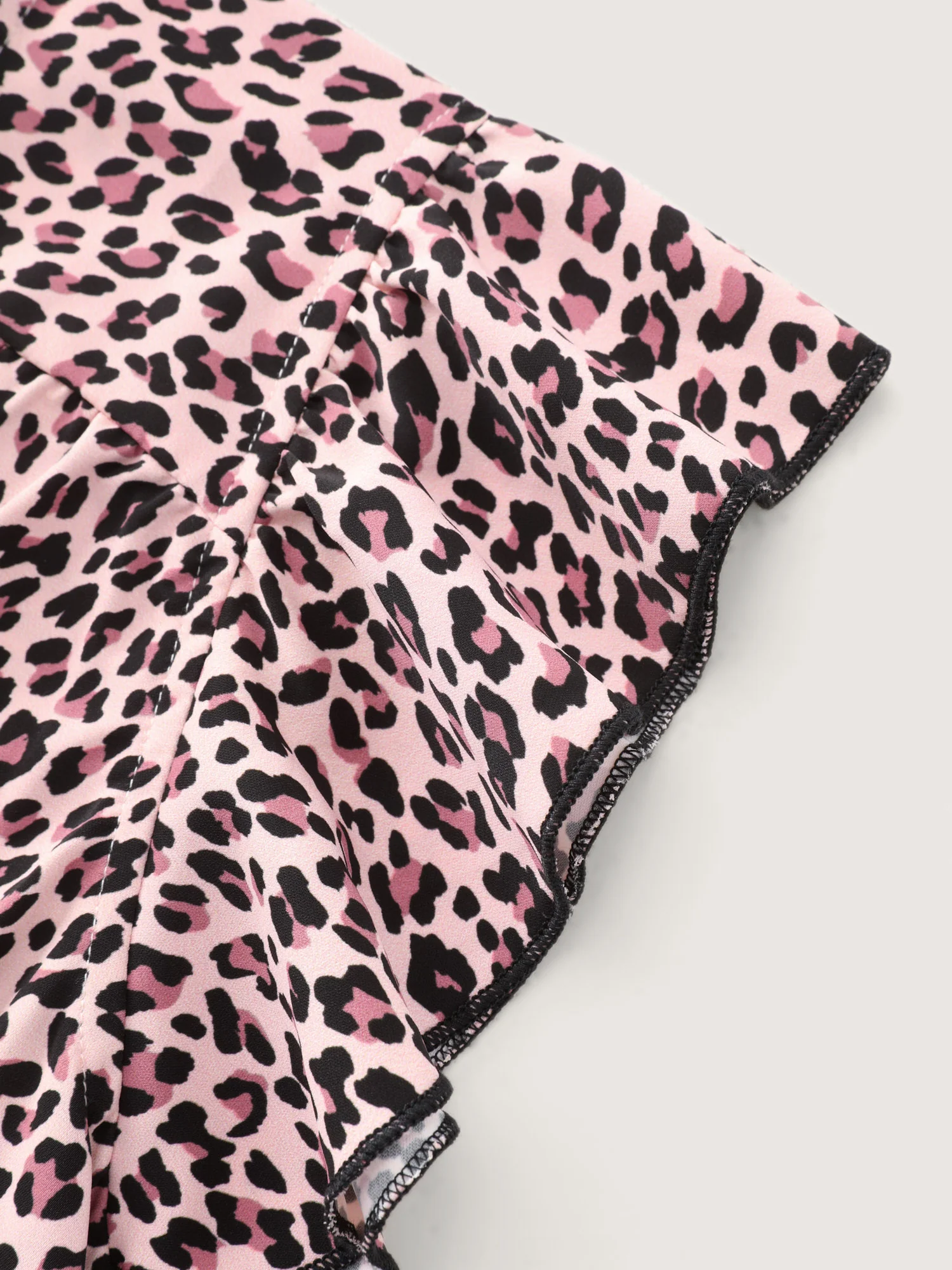 Leopard Print Flutter Sleeve Button Blouse - Image 6