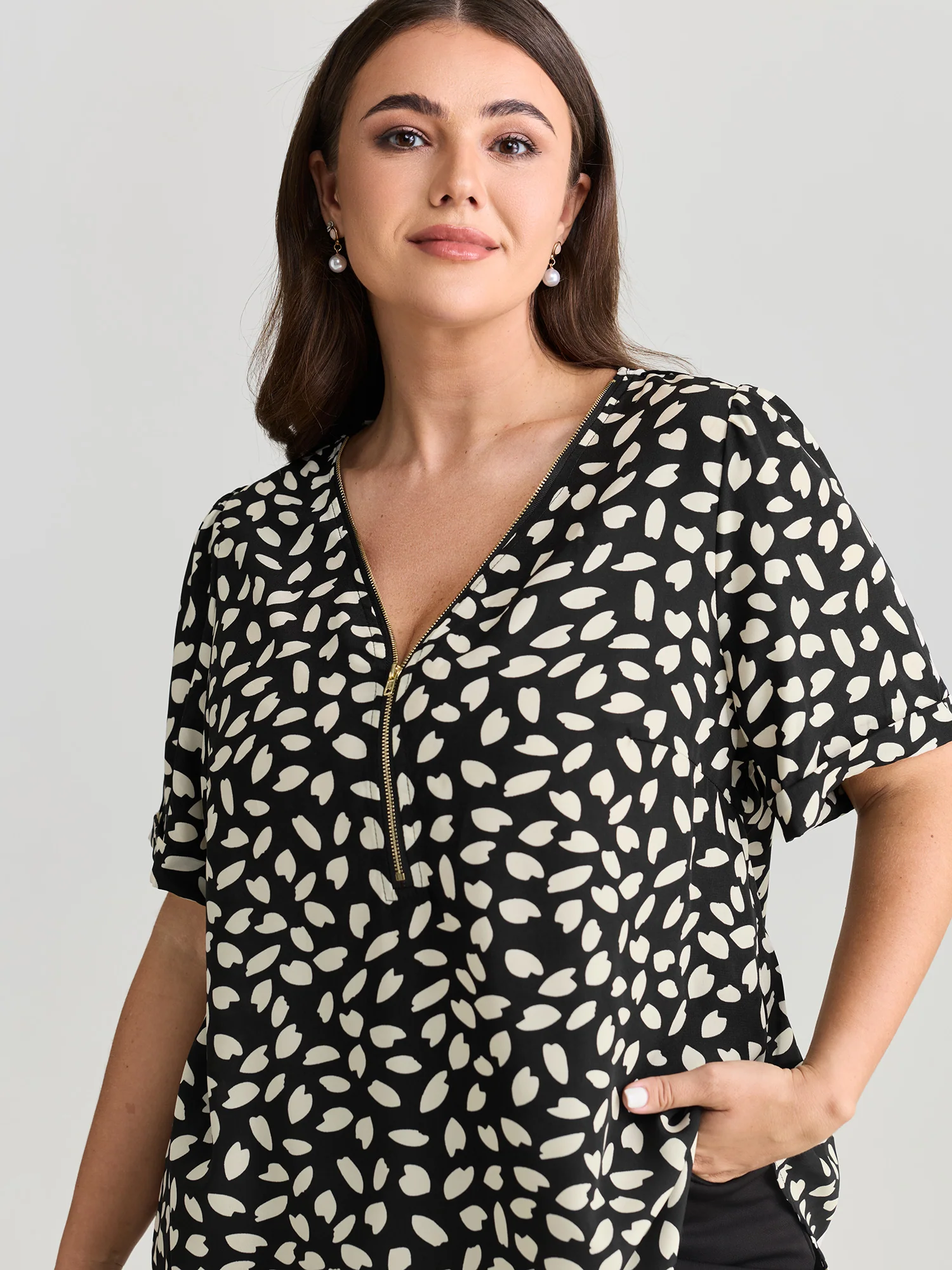 Leopard Print Half-Zipper Blouse - Image 2