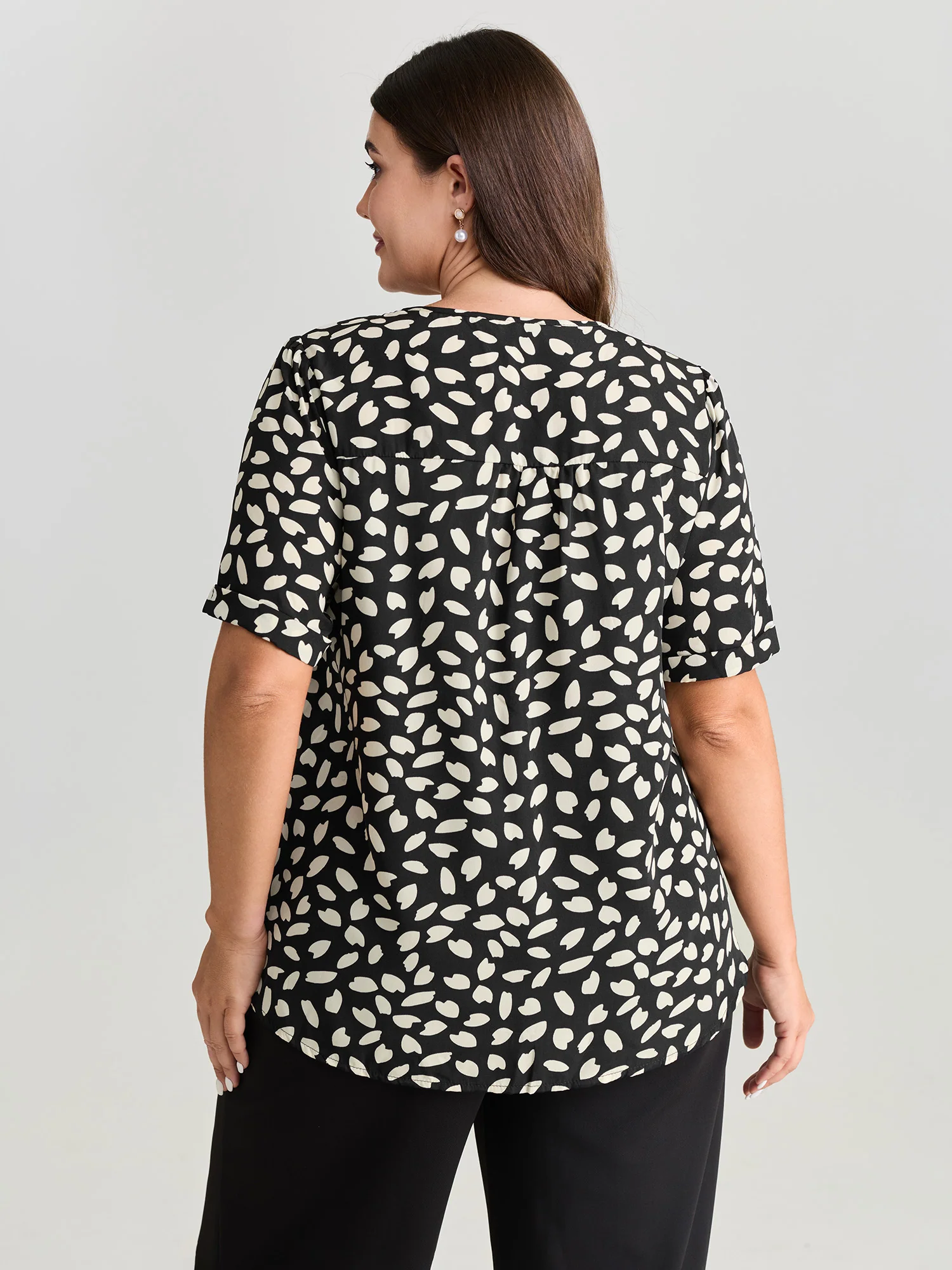 Leopard Print Half-Zipper Blouse - Image 4