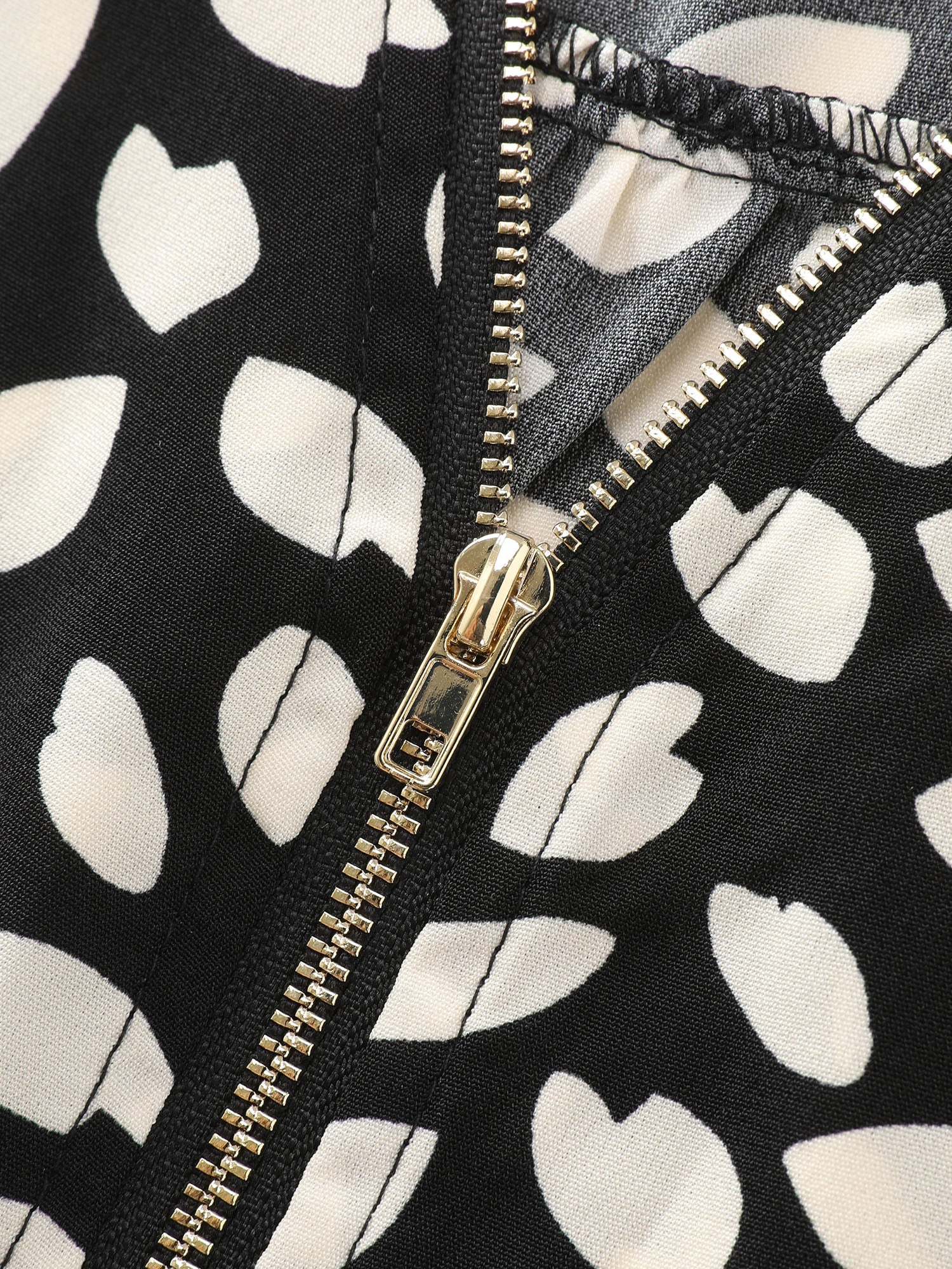 Leopard Print Half-Zipper Blouse - Image 5