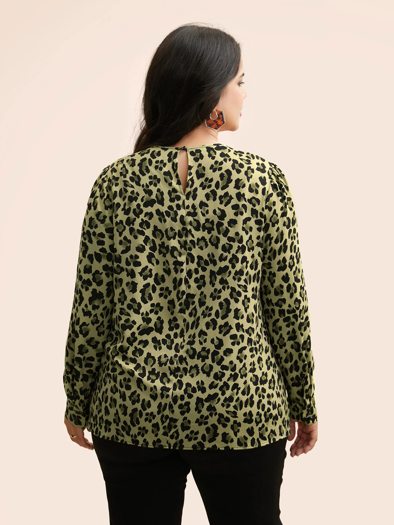 Leopard Print Mock Neck Gathered Blouse - Image 3