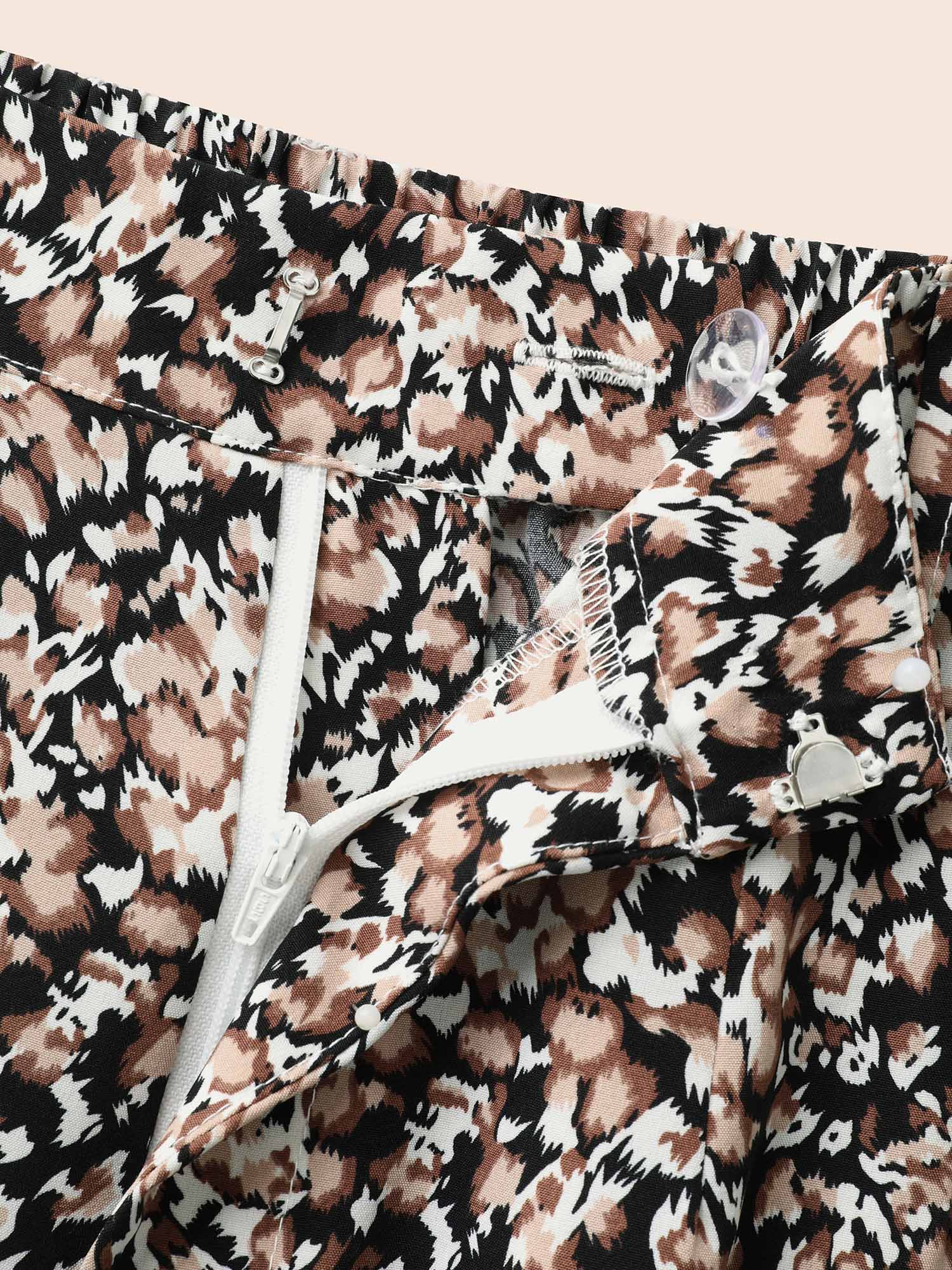 Leopard Print Pleated Wide Leg Pants - Image 6