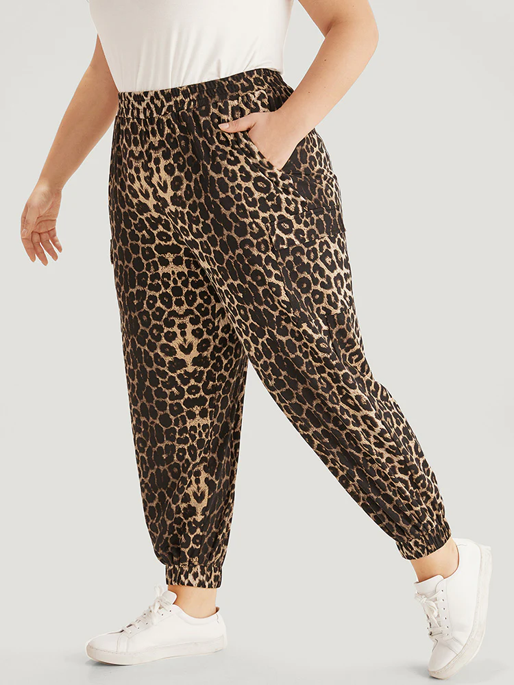 Leopard Print Pocket Elastic Waist Carrot Sweatpants - Image 2