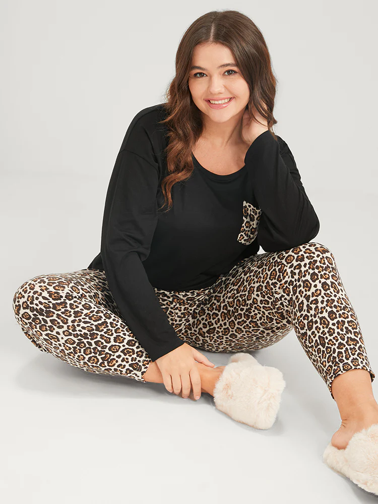 Leopard Print Pocket Two-Piece Loungewear Set - Image 2