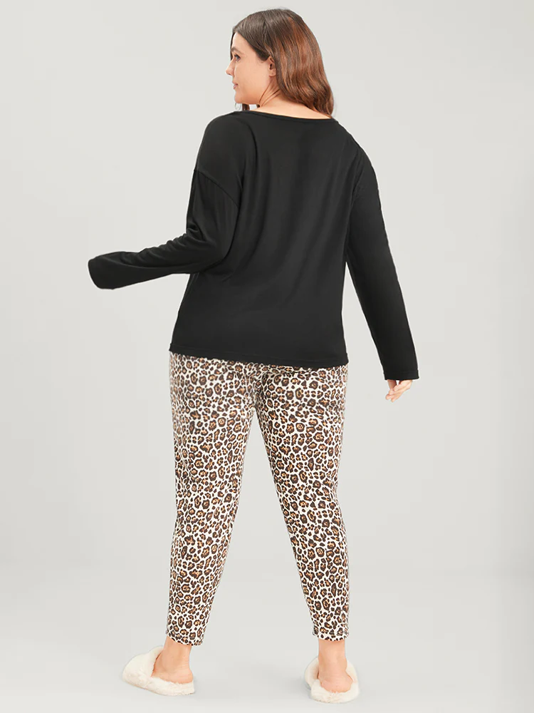 Leopard Print Pocket Two-Piece Loungewear Set - Image 3