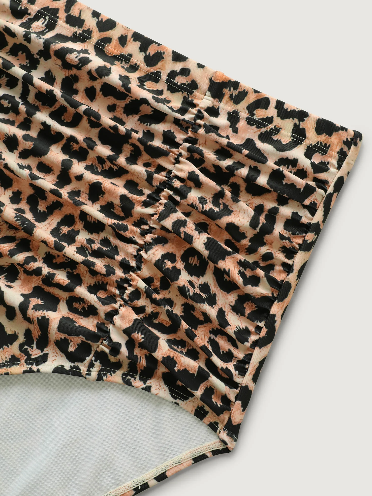 Leopard Print Ruched Spliced Bikini Bottoms - Image 5
