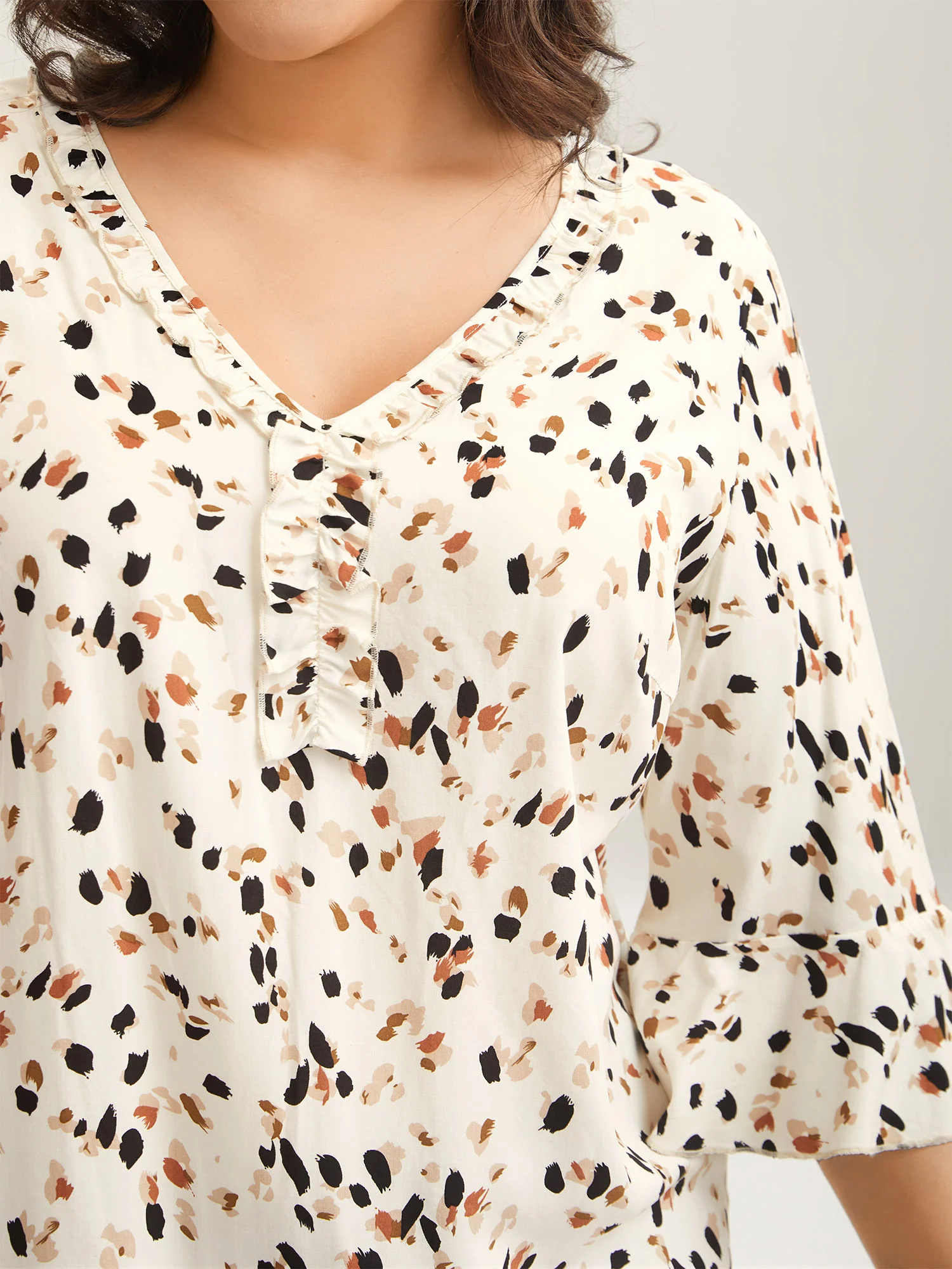 Leopard Print Ruffled Detail Shirt - Image 3