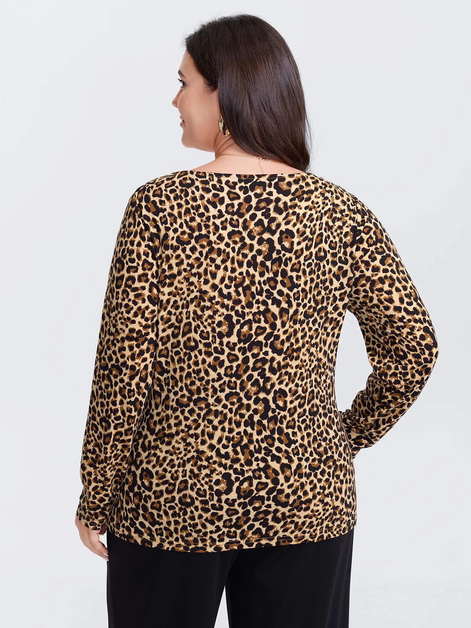 Leopard Print Square Neckline T-Shirt - Image 4