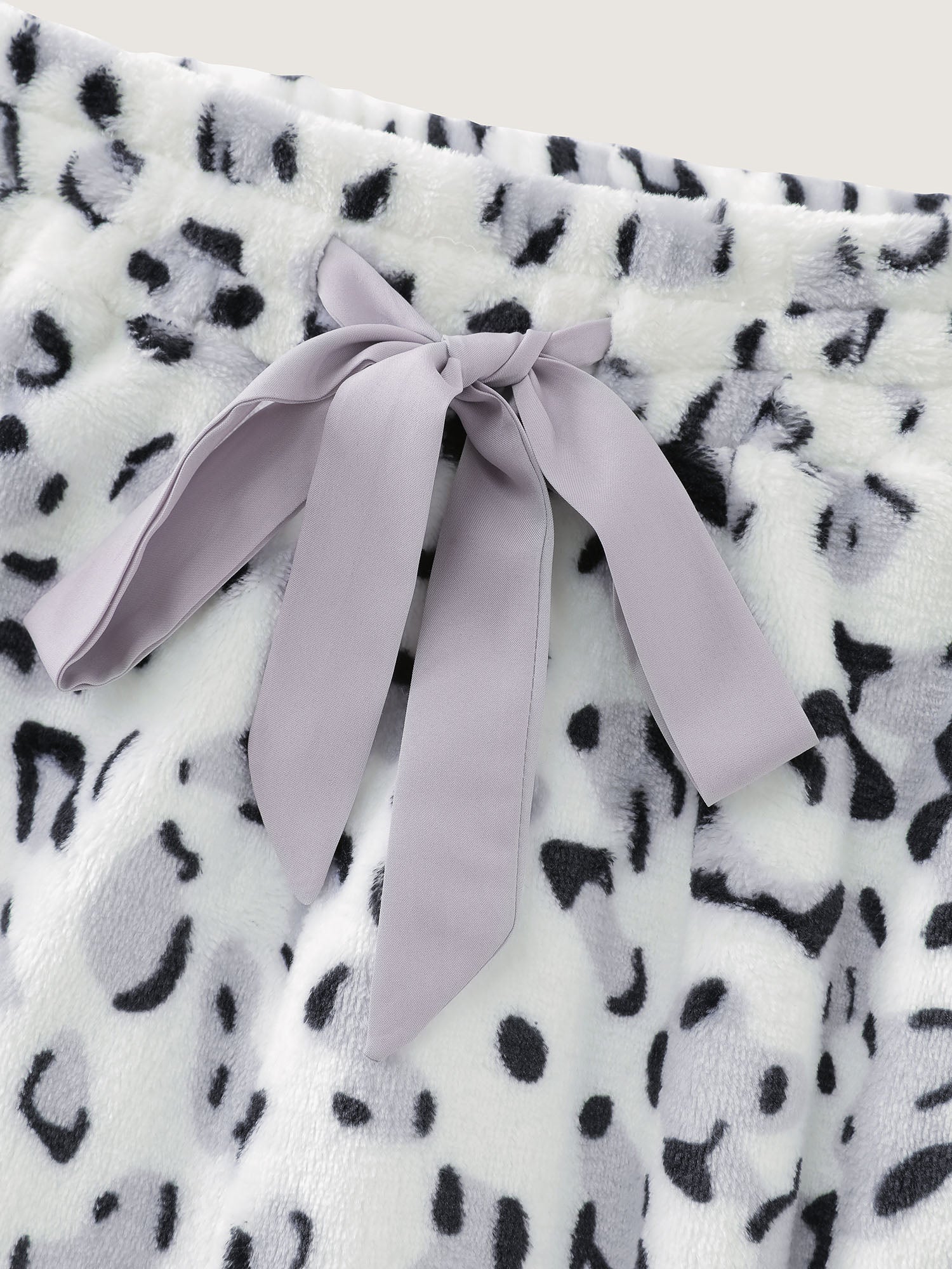 Leopard Print Stretchy Cuff Lounge Bottoms - Image 7