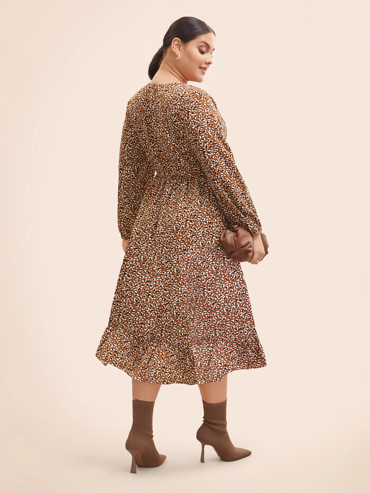 Leopard Print Tie Knot Midi Dress - Image 3