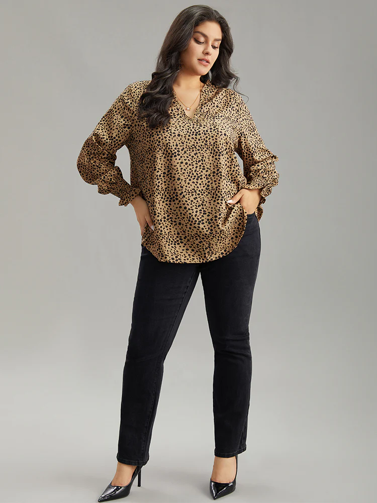 Leopard Shirred Notched Lantern Sleeve Blouse - Image 3