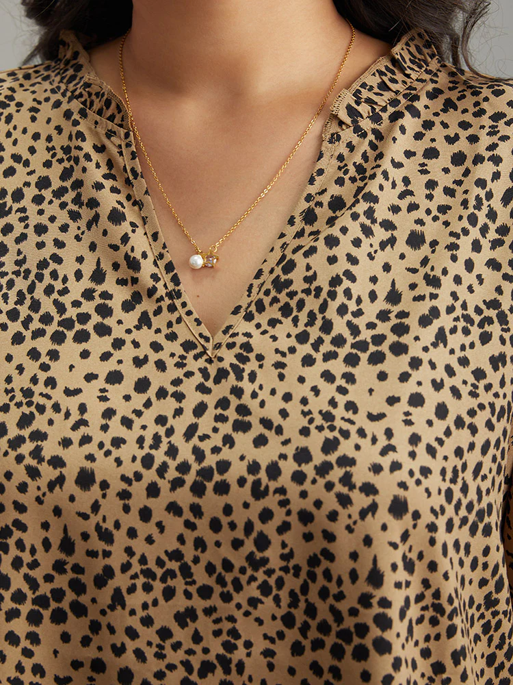 Leopard Shirred Notched Lantern Sleeve Blouse - Image 5