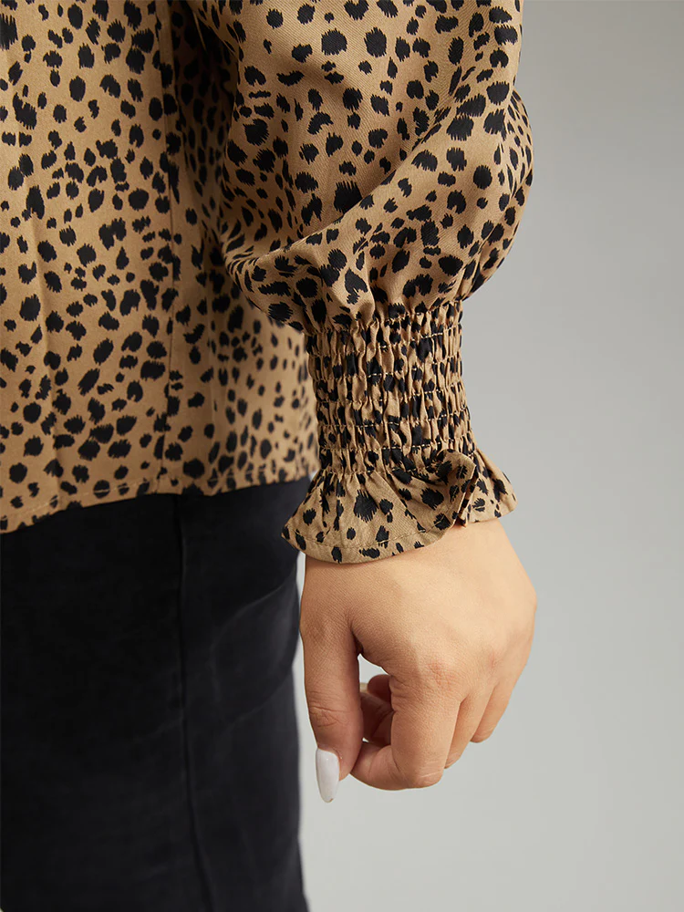 Leopard Shirred Notched Lantern Sleeve Blouse - Image 6
