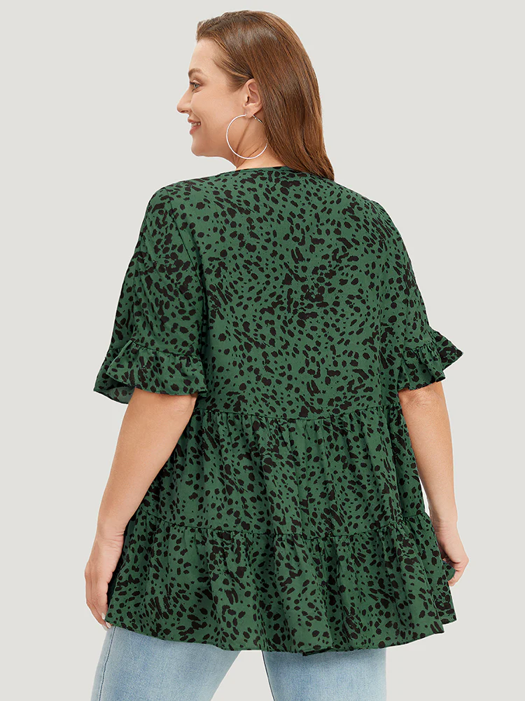 Leopard Tiered Hem Notched Ruffle Sleeve Blouse - Image 6