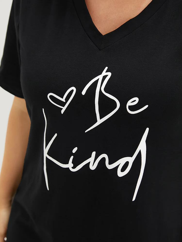 Letter & Heart Print V Neck T-shirt - Image 7