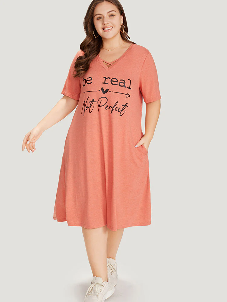 Supersoft Essentials Letter Print Pocket Crisscross Neck Dress - Image 3