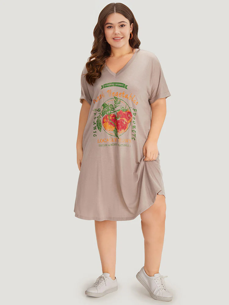 Supersoft Essentials Letter & Vegetable Graphic Pocket Batwing Sleeve Dress - Image 4