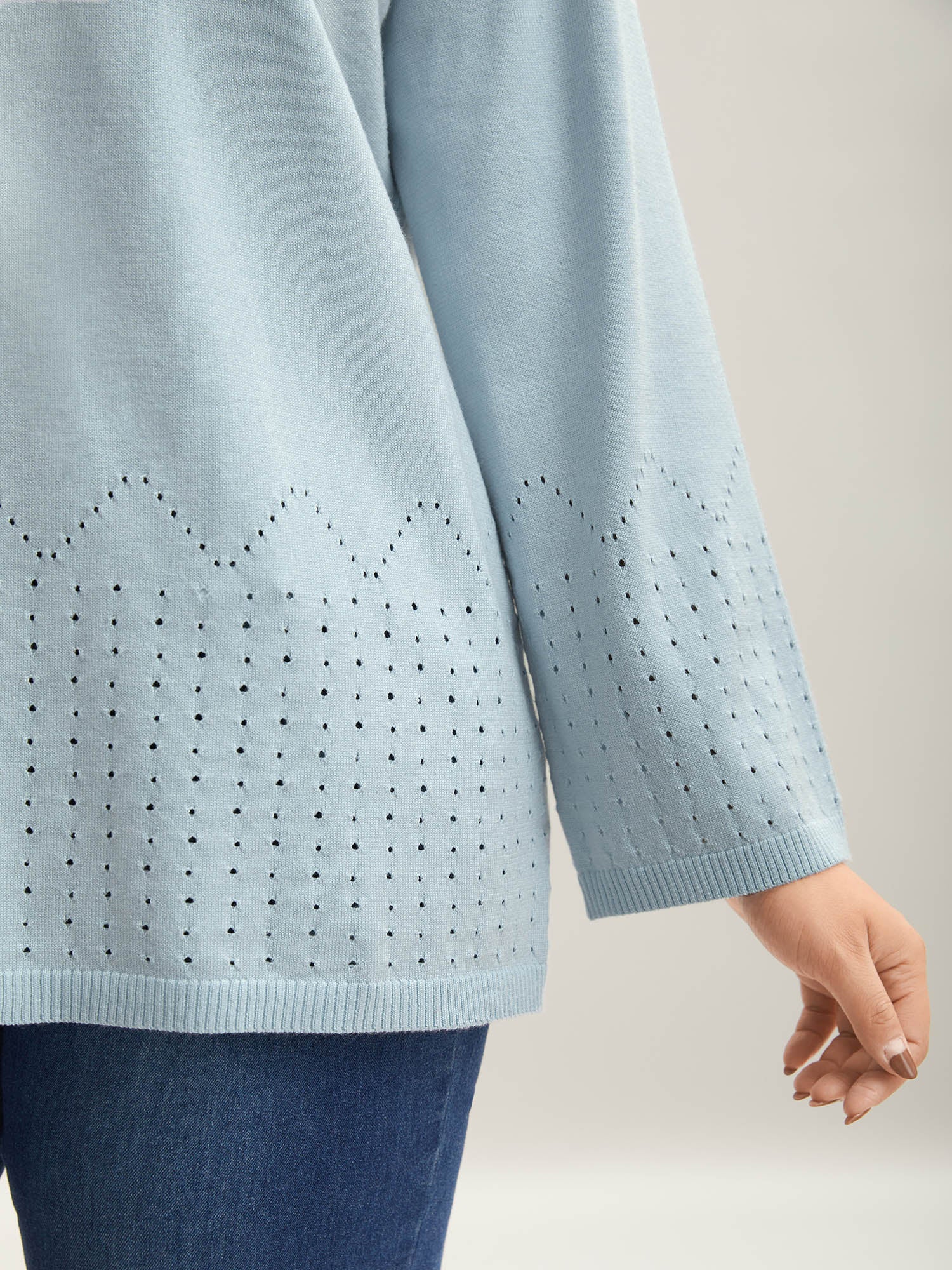 Lightweight Woolen Cut-Out Pullover - Image 4