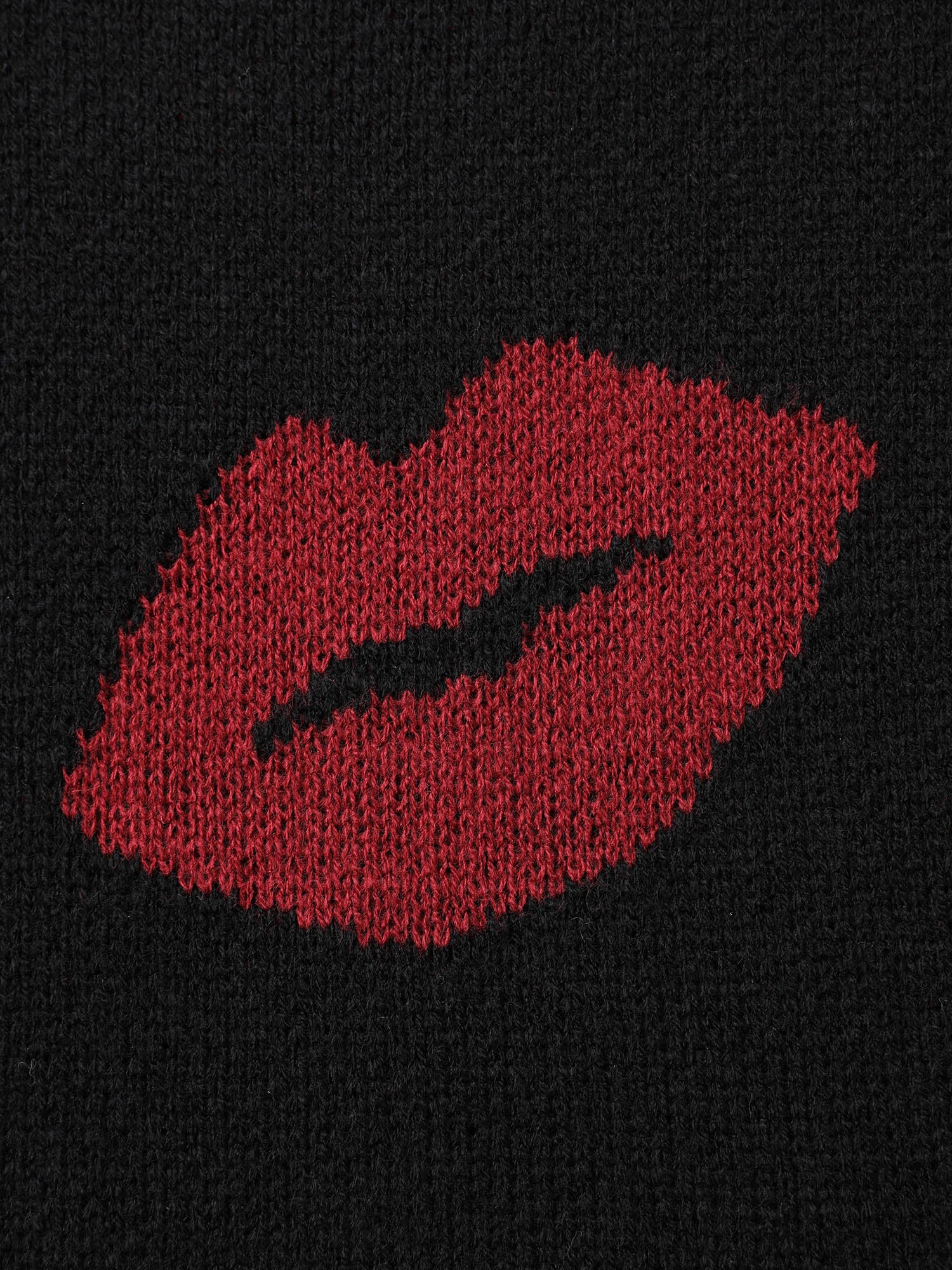 Lip Print Contrast Knit Pullover - Image 6