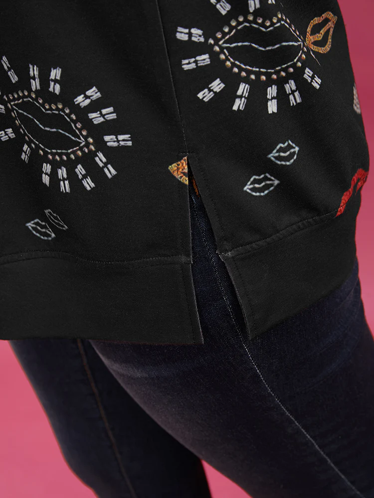 Lip Print Split Hem Drop Shoulder Sweatshirt - Image 6