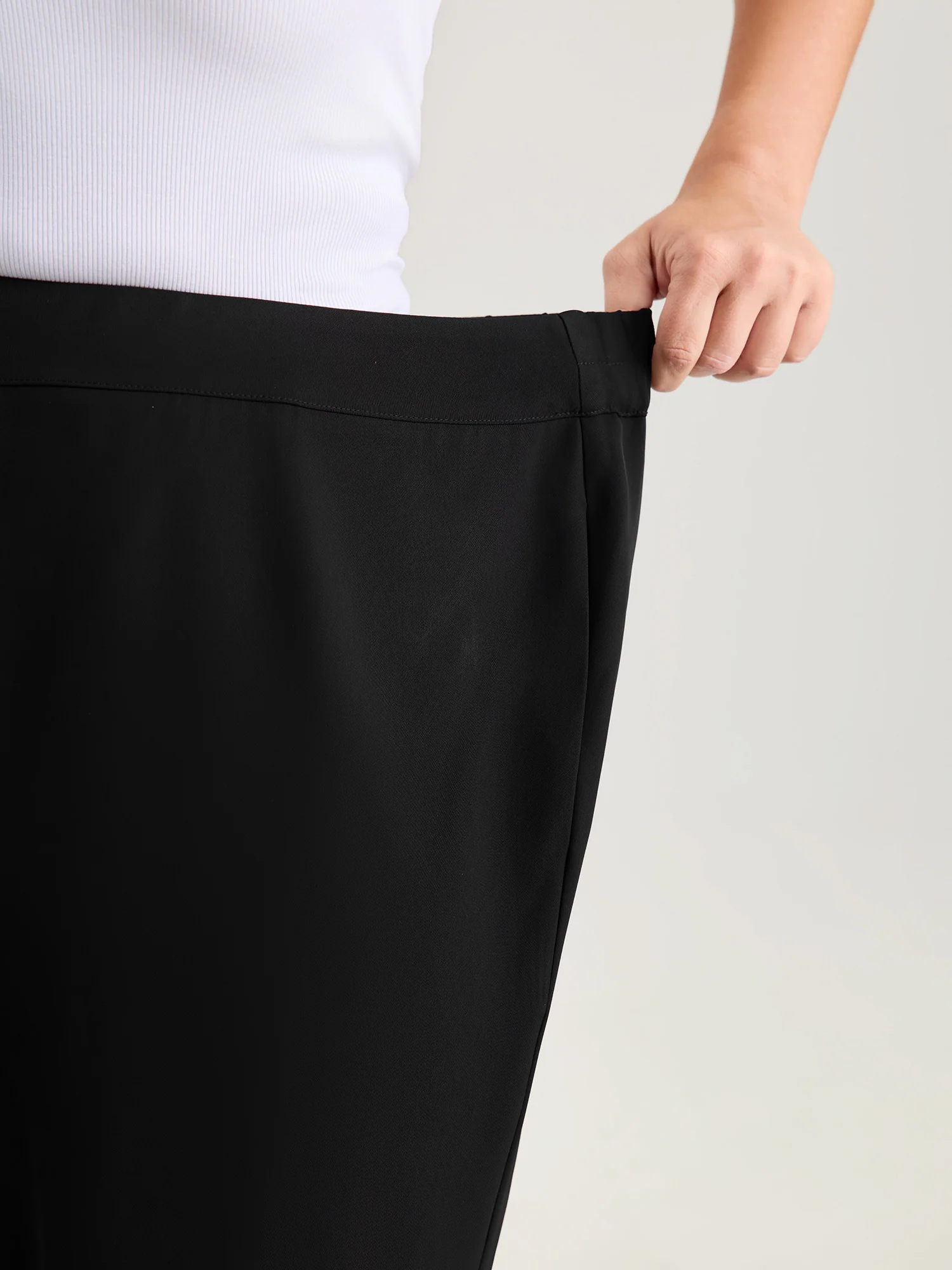 Lotus Leaf Hem Flared Hem Pants - Image 4