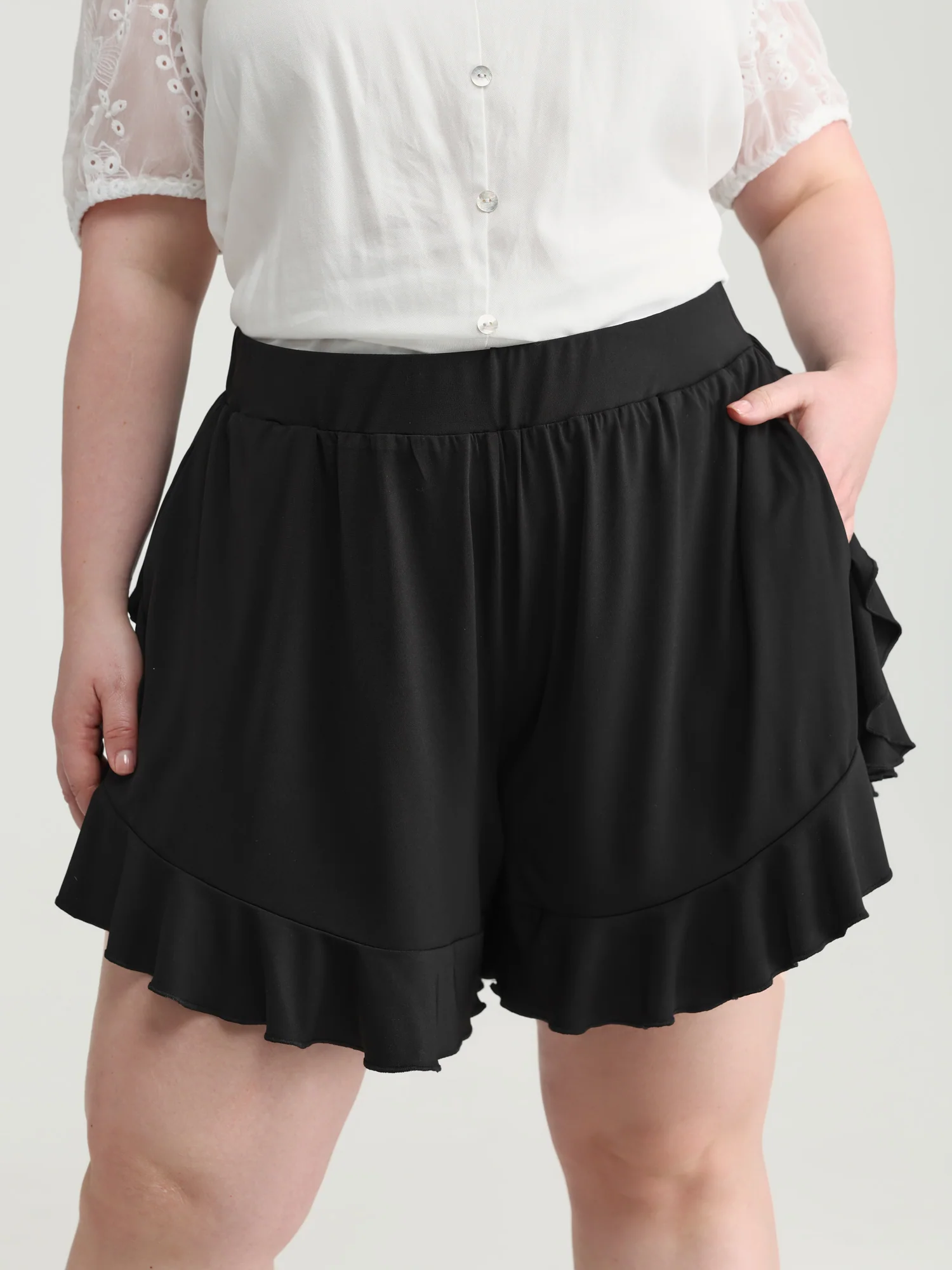 Lotus Leaf Wide-Leg Shorts - Image 2