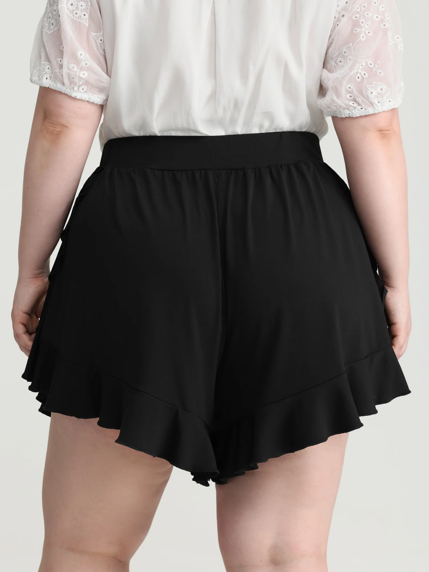 Lotus Leaf Wide-Leg Shorts - Image 5