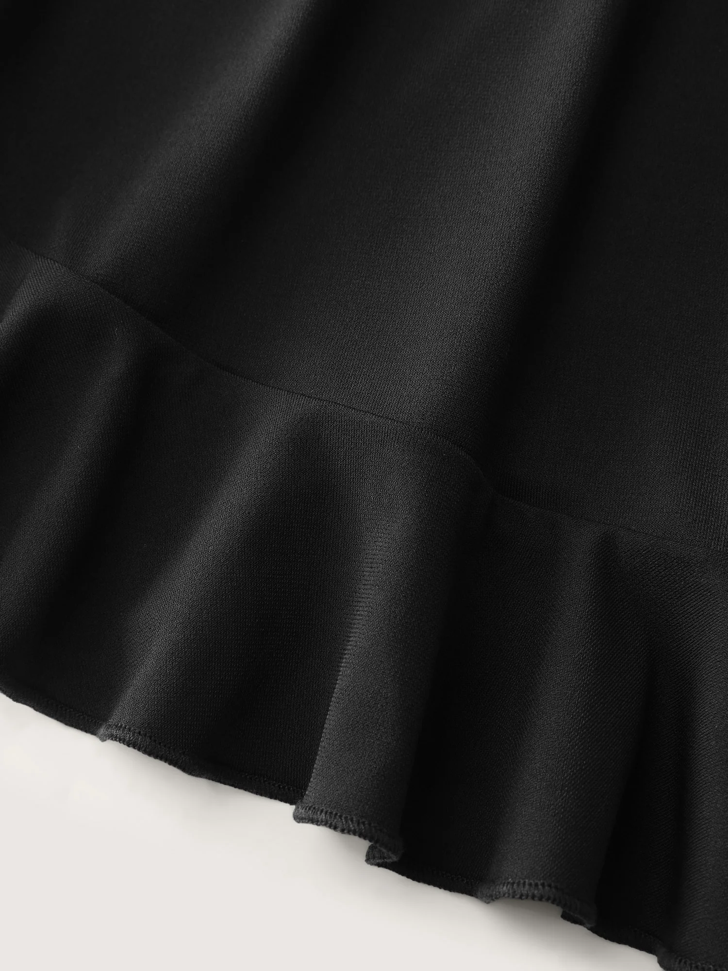 Lotus Leaf Wide-Leg Shorts - Image 7