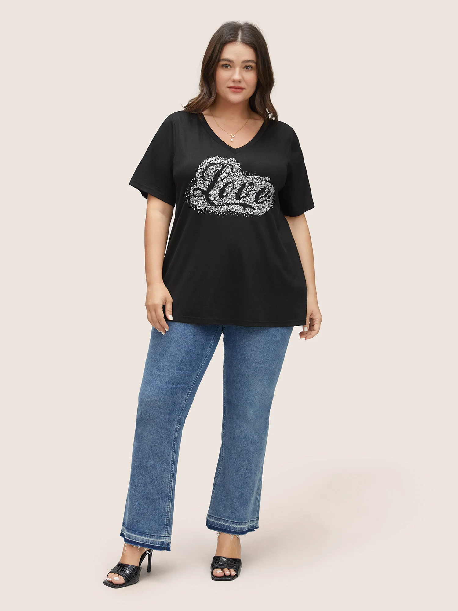 Love Rhinestone V Neck T-shirt - Image 3