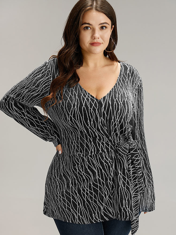 Lurex Geo Bowknot Front T-shirt - Image 3