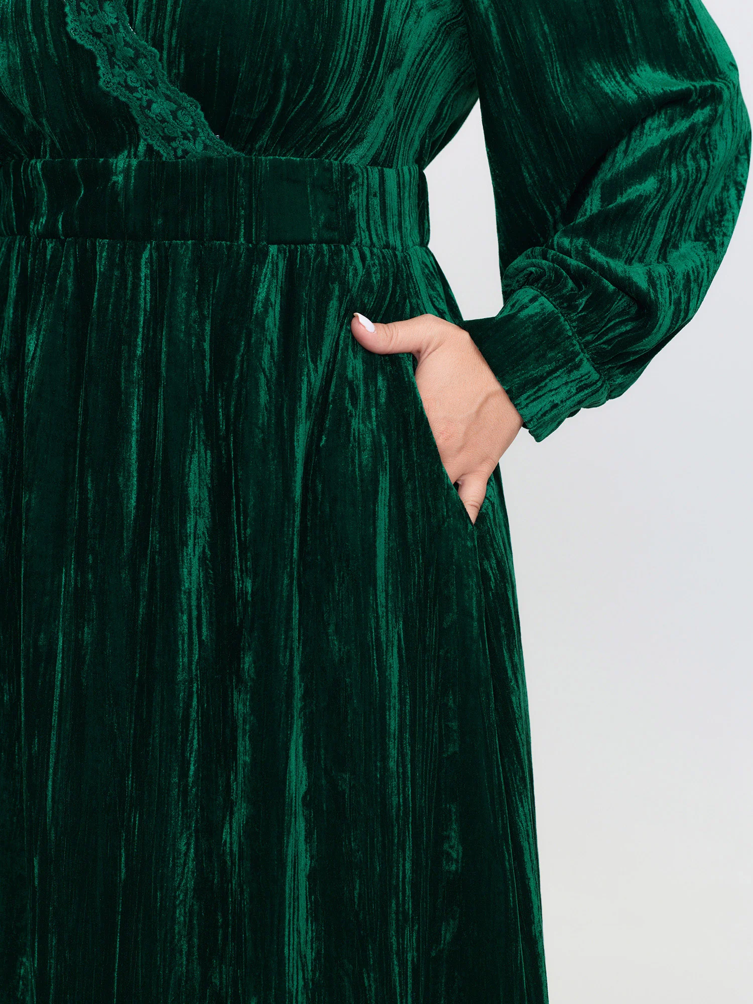 Luxe Textured Velvet Lace Trim Midi Dress - Image 5