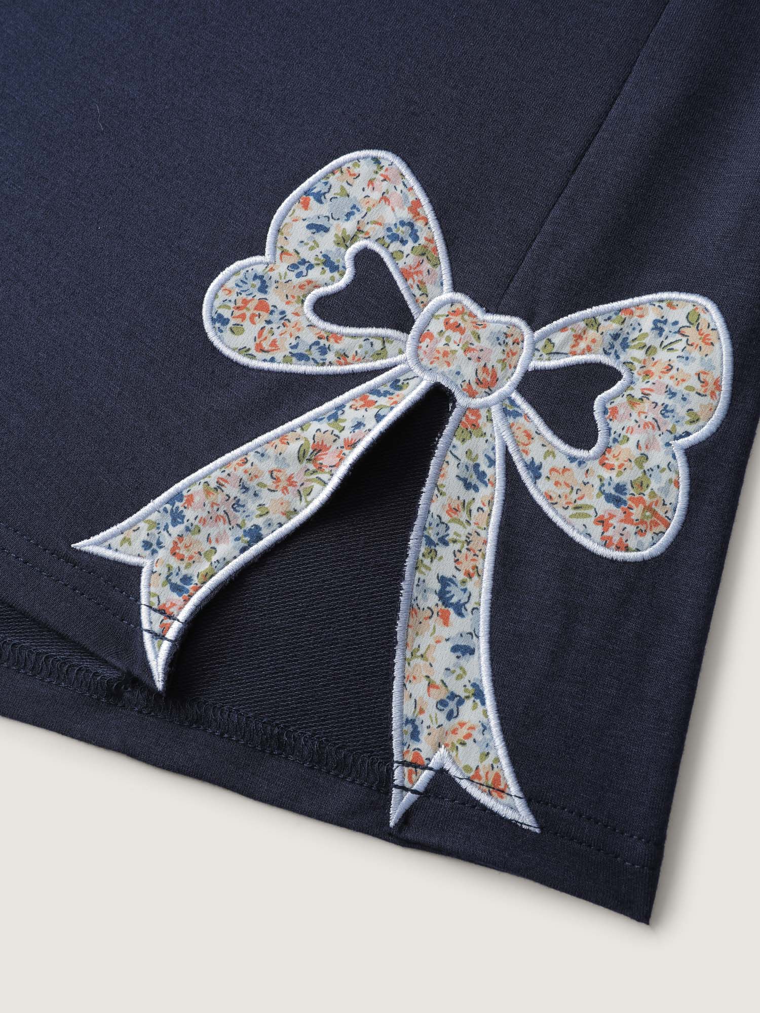 Mama Applique Embroidery Round Neck Sweatshirt - Image 7