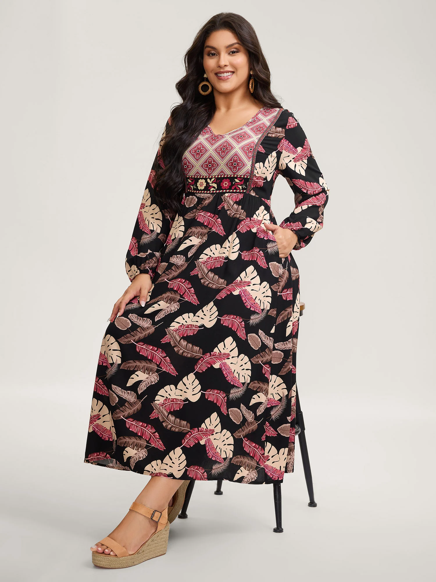 Maple Leaf Print Contrast Neck Maxi Dress - Image 3