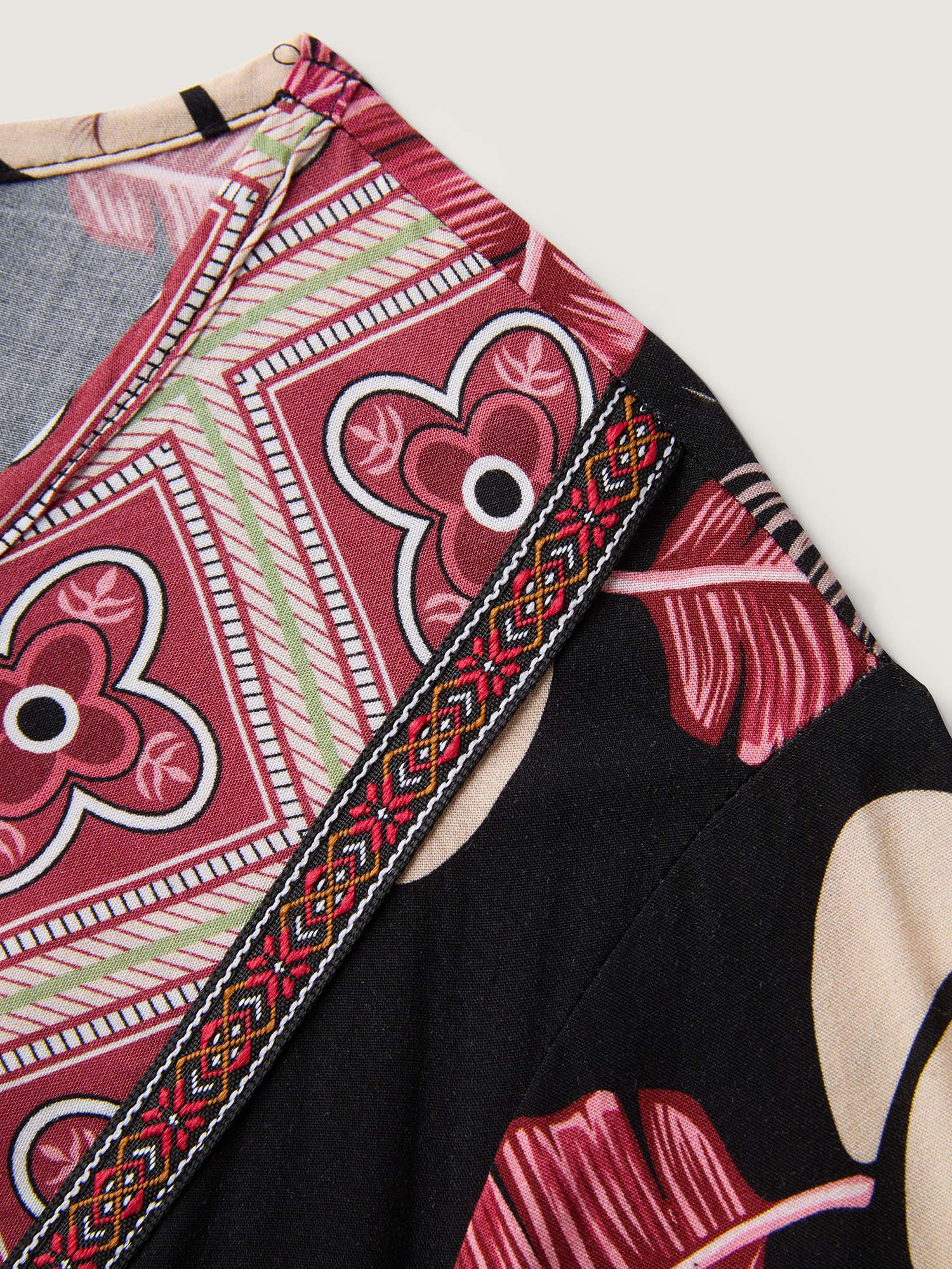 Maple Leaf Print Contrast Neck Maxi Dress - Image 5