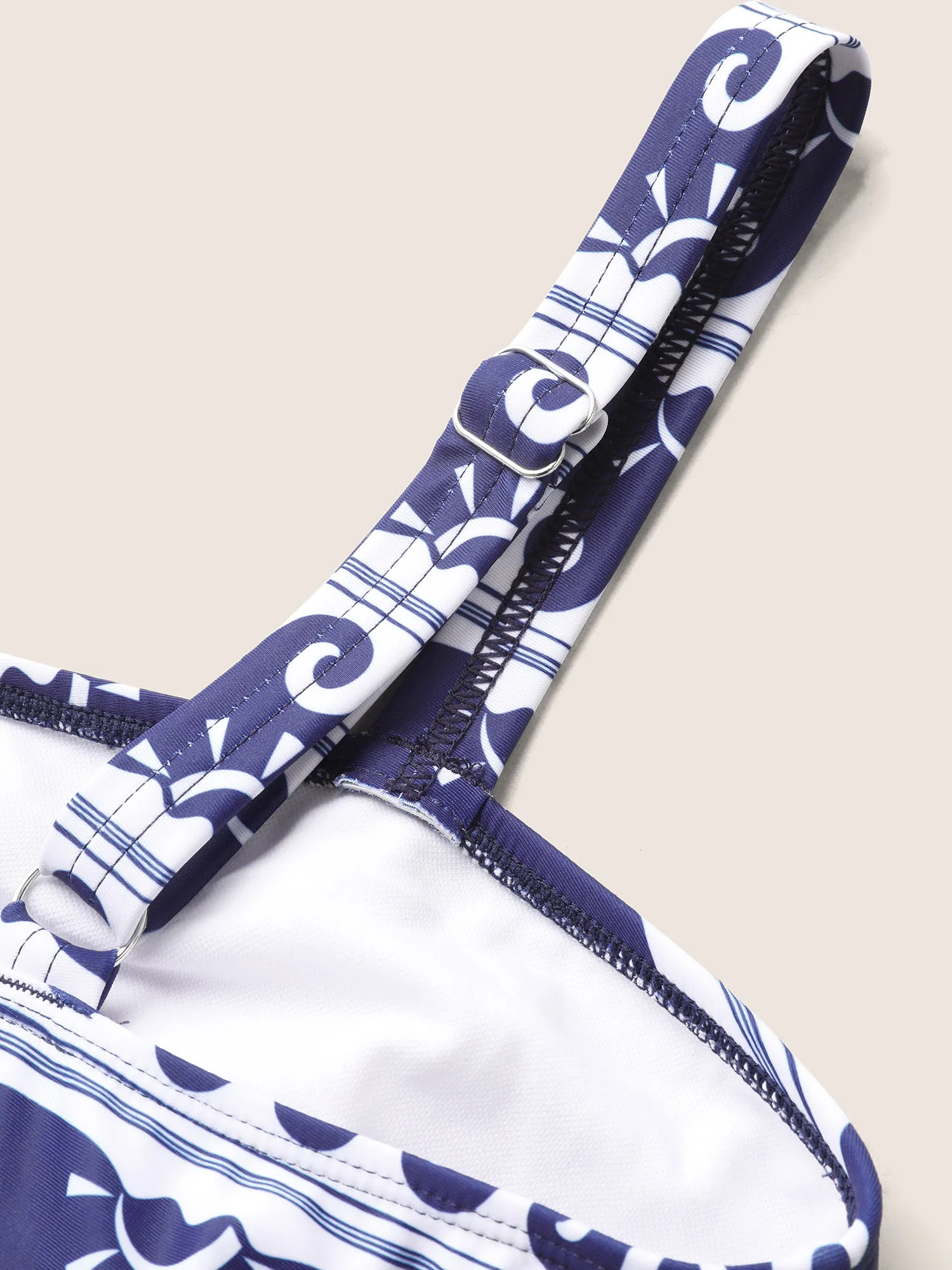 Marine Elements U Neck Gathered One Piece Swimsuit - Image 6