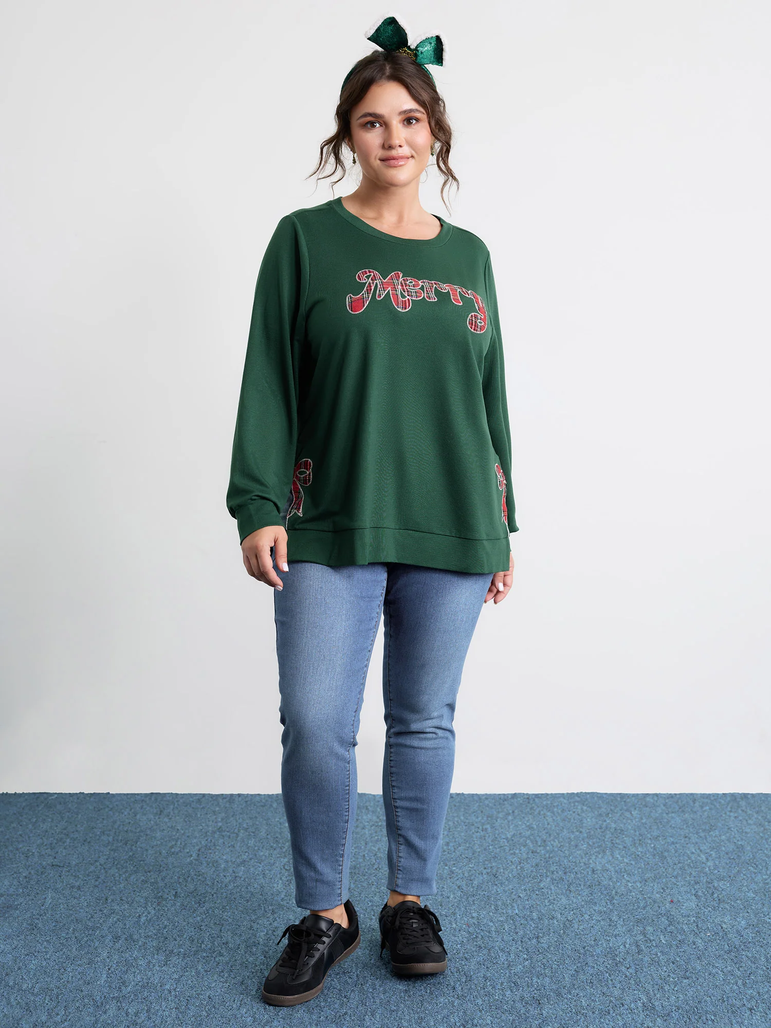 Merry Applique Embroidery Sweatshirt - Image 2