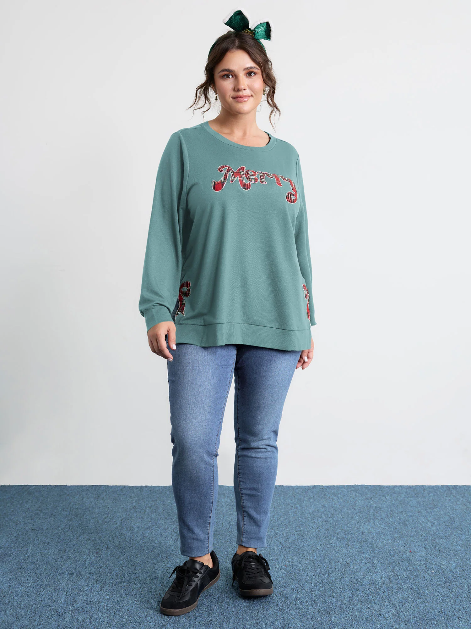 Merry Applique Embroidery Sweatshirt - Image 25
