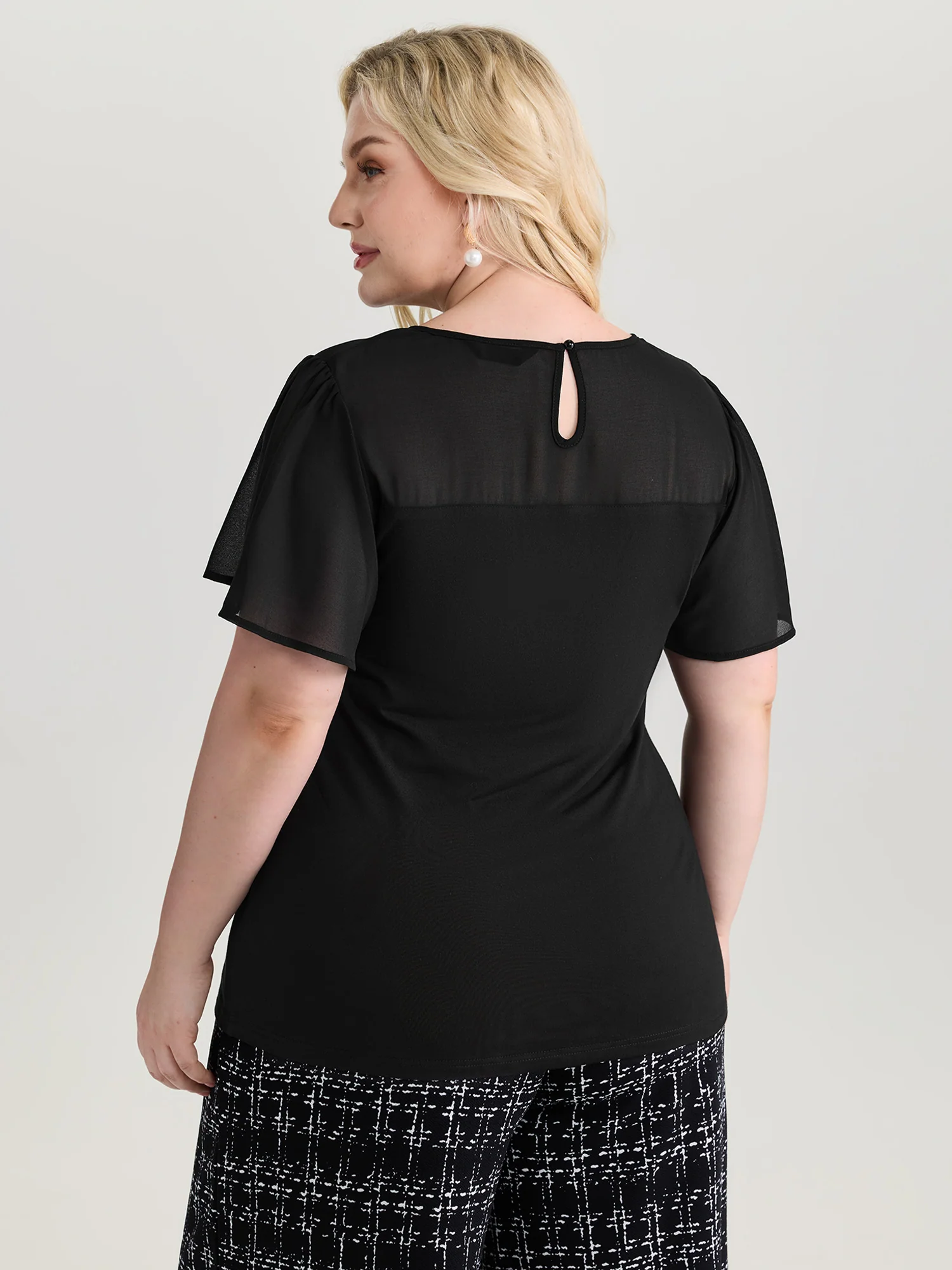 Mesh Neckline Spliced Fitted Knit Top - Image 5