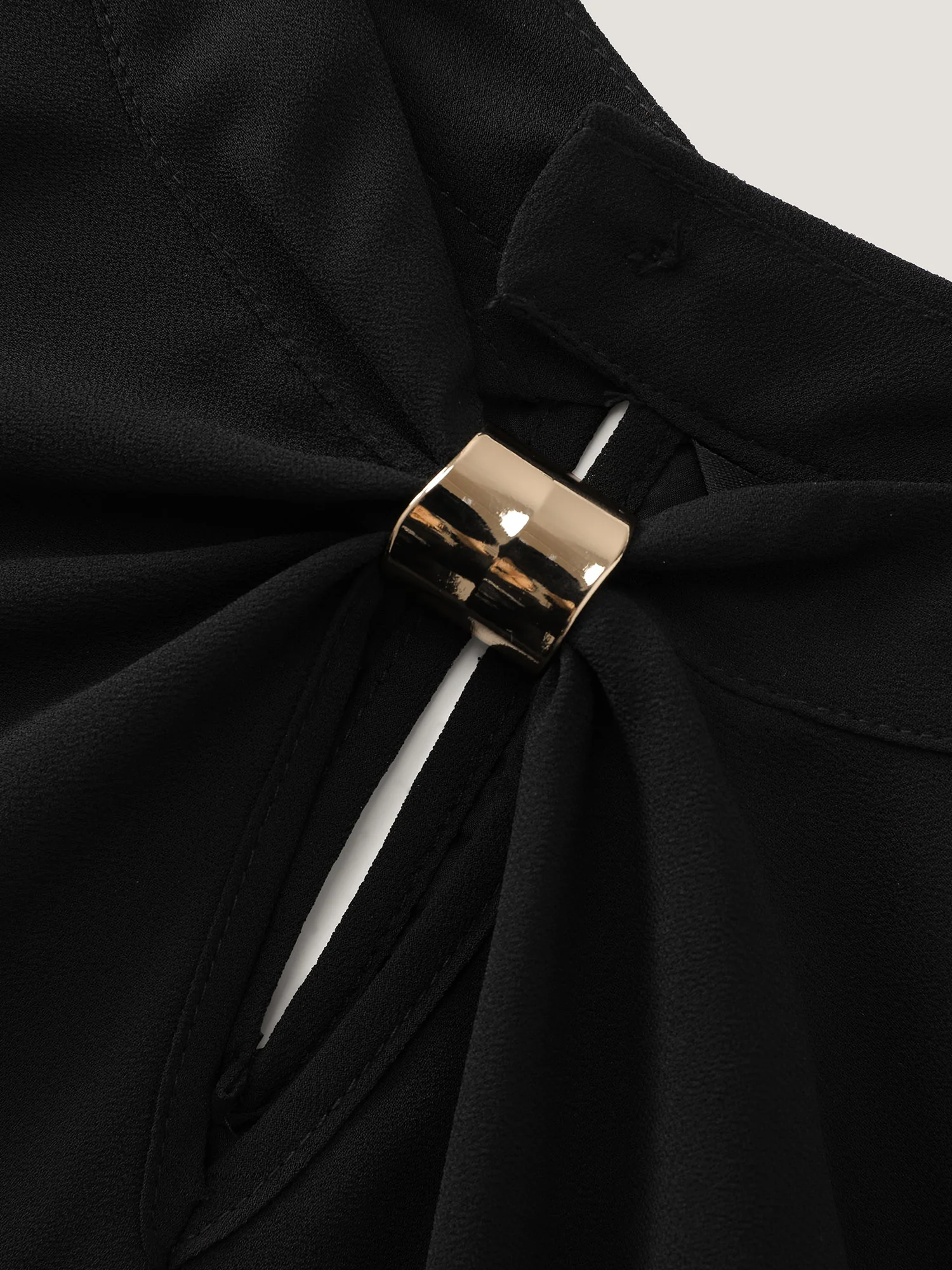 Metal Detail Neckline Flowy Blouse - Image 6