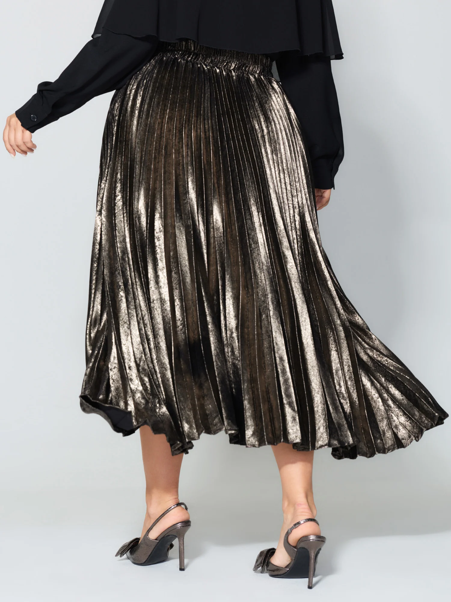 Metallic Shimmer High-Low Hem Pleated Midi Skirt - Image 4