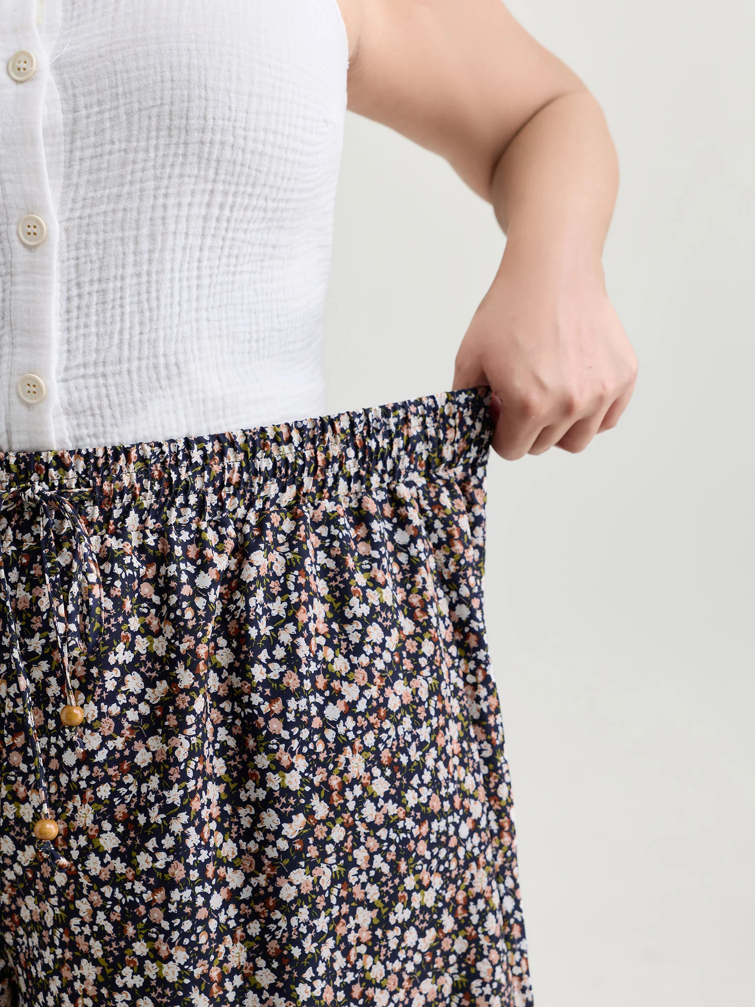 Micro Floral Print Wide Waistband Pants - Image 3