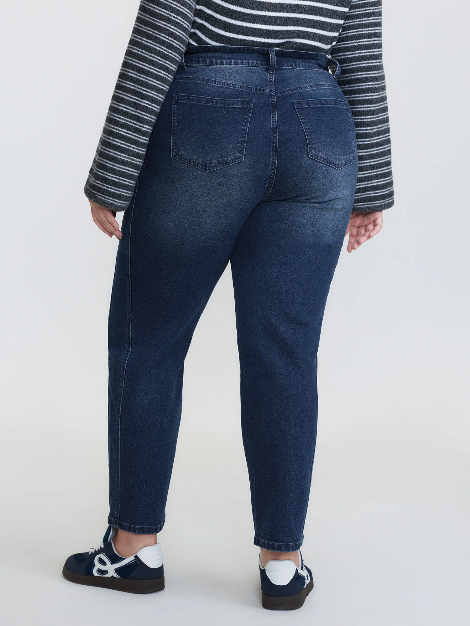 Mid-Rise Boyfriend Jeans - Image 4