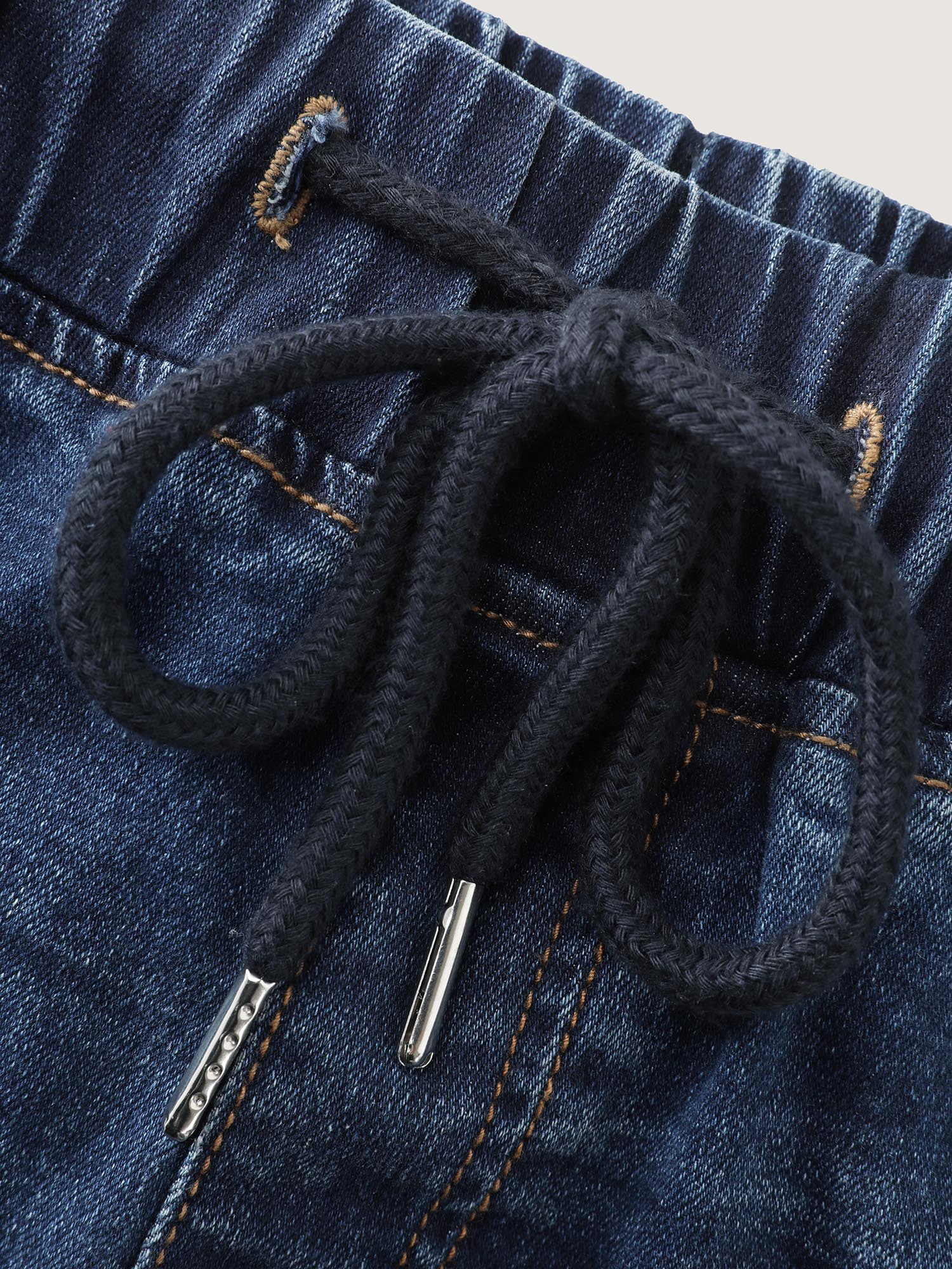 Mid-Rise Drawstring Elastic Waist Denim Shorts - Image 7