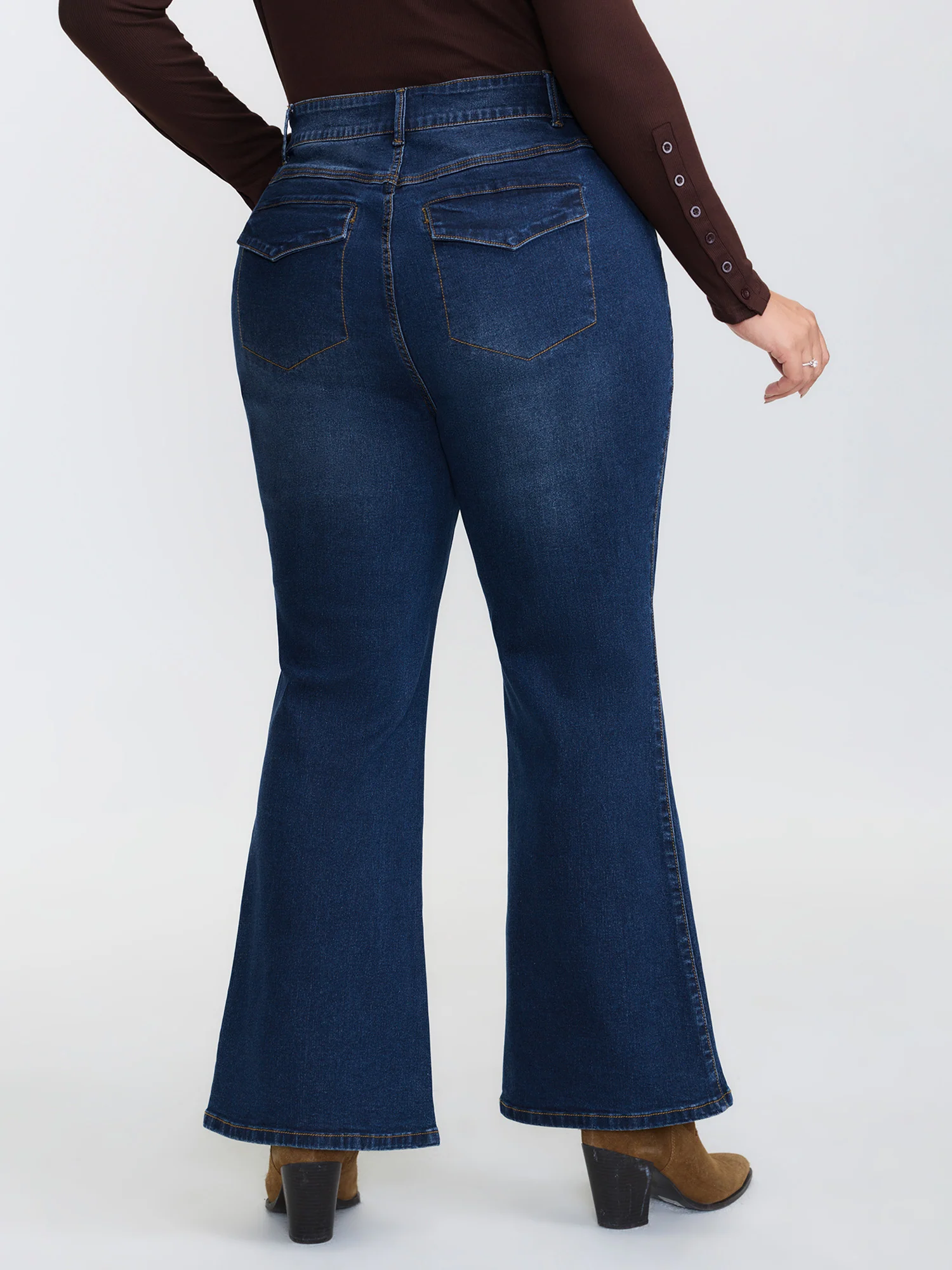 Mid-Rise Flare Hem Jeans - Image 5