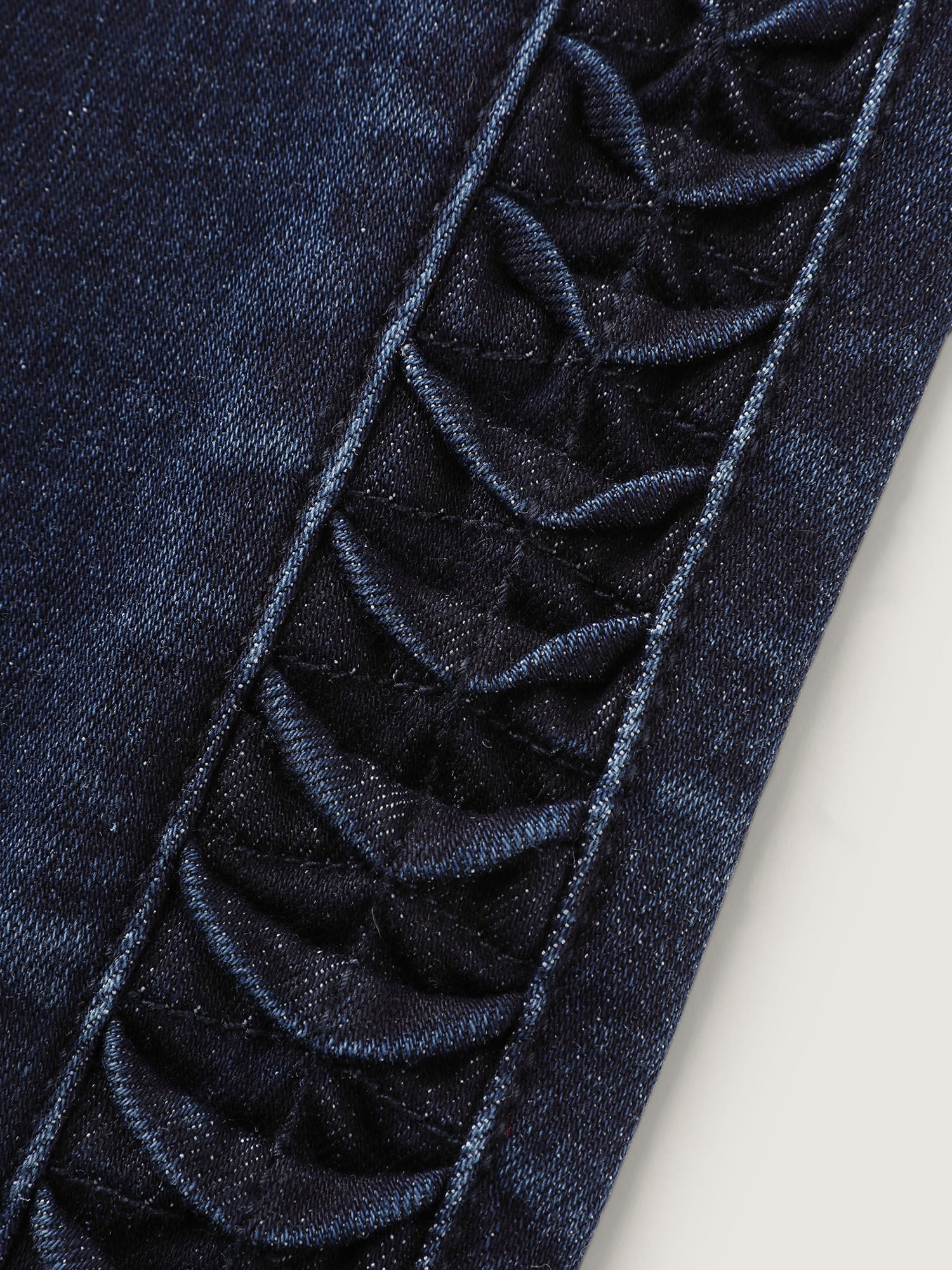 Curve Friendly Skinny-Fit Cropped Jeans - Image 6