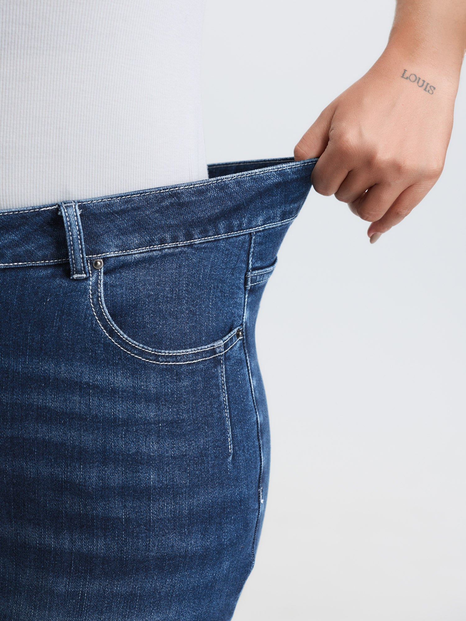 Mid-Rise Skinny-Fit Jeans - Image 5