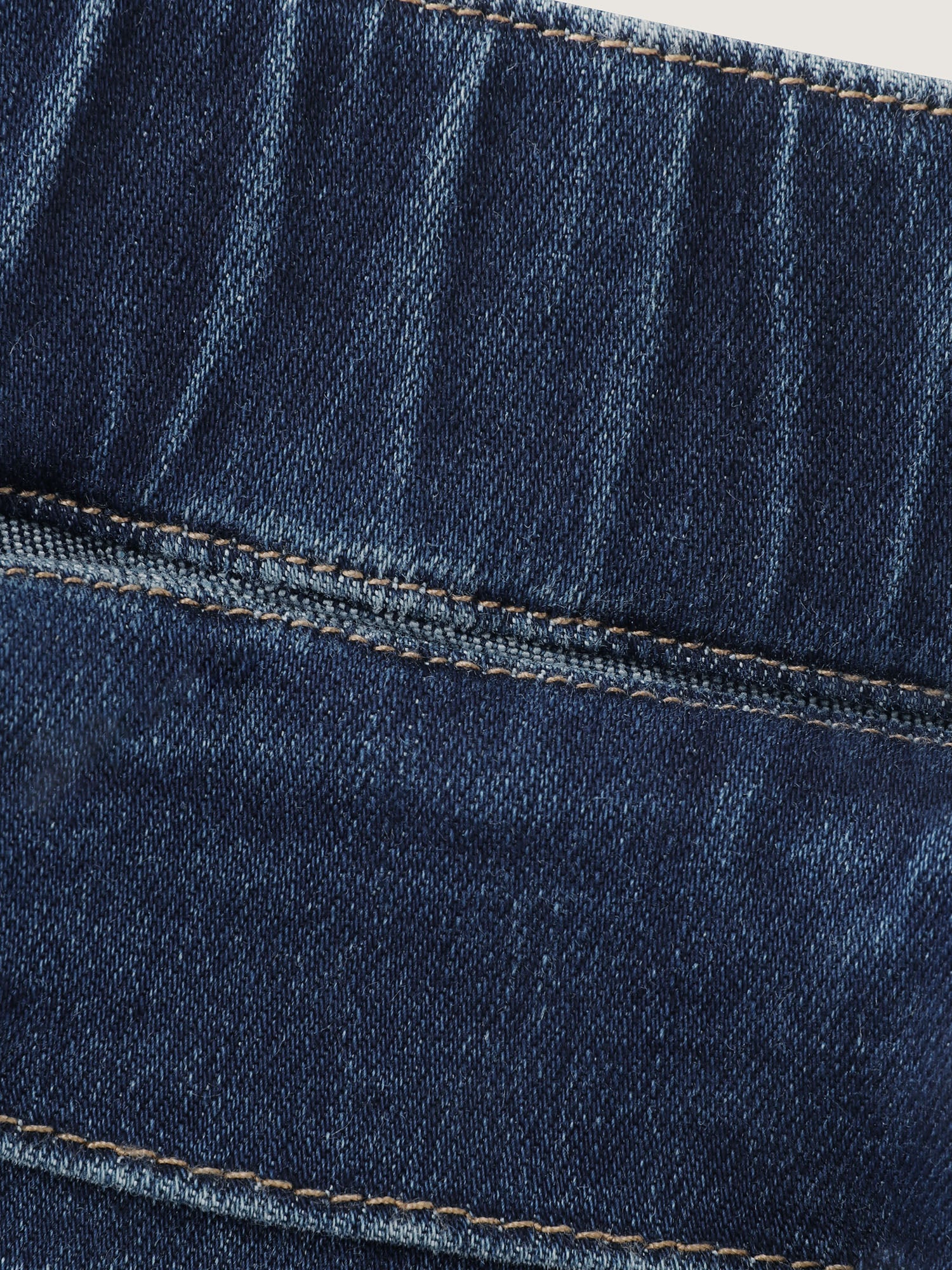 Mid-Rise Stretchy Straight Leg Jeans - Image 8