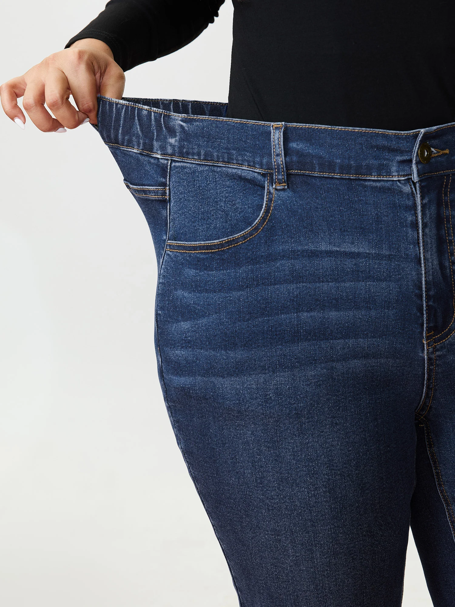 Thigh-Friendly High-Rise Straight-Leg Jeans - Image 4
